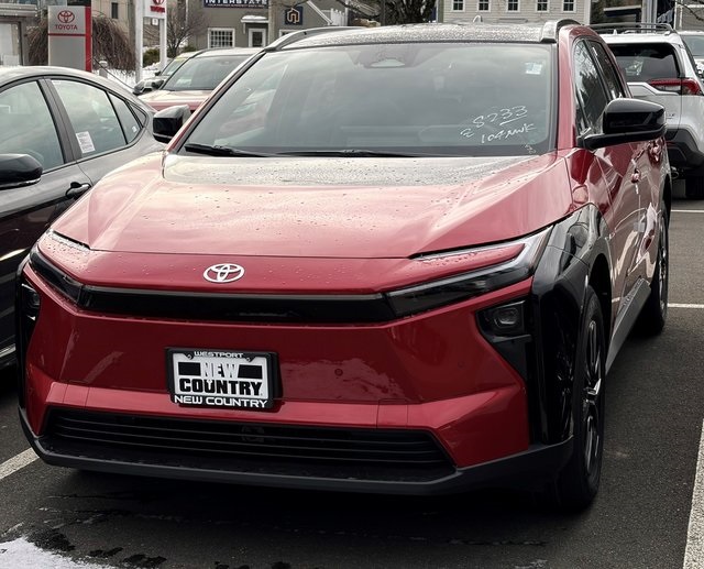 2026 Toyota bZ XLE's photo