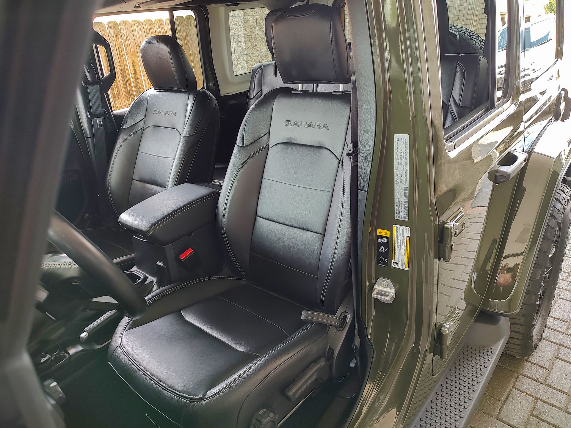 2021 Jeep Wrangler Unlimited Sahara 4xe photo 3