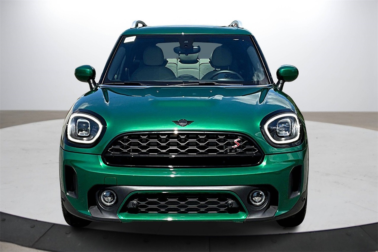 2023 Mini Cooper S Iconic photo 3