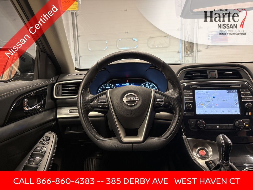 2023 Nissan Maxima SV photo 12