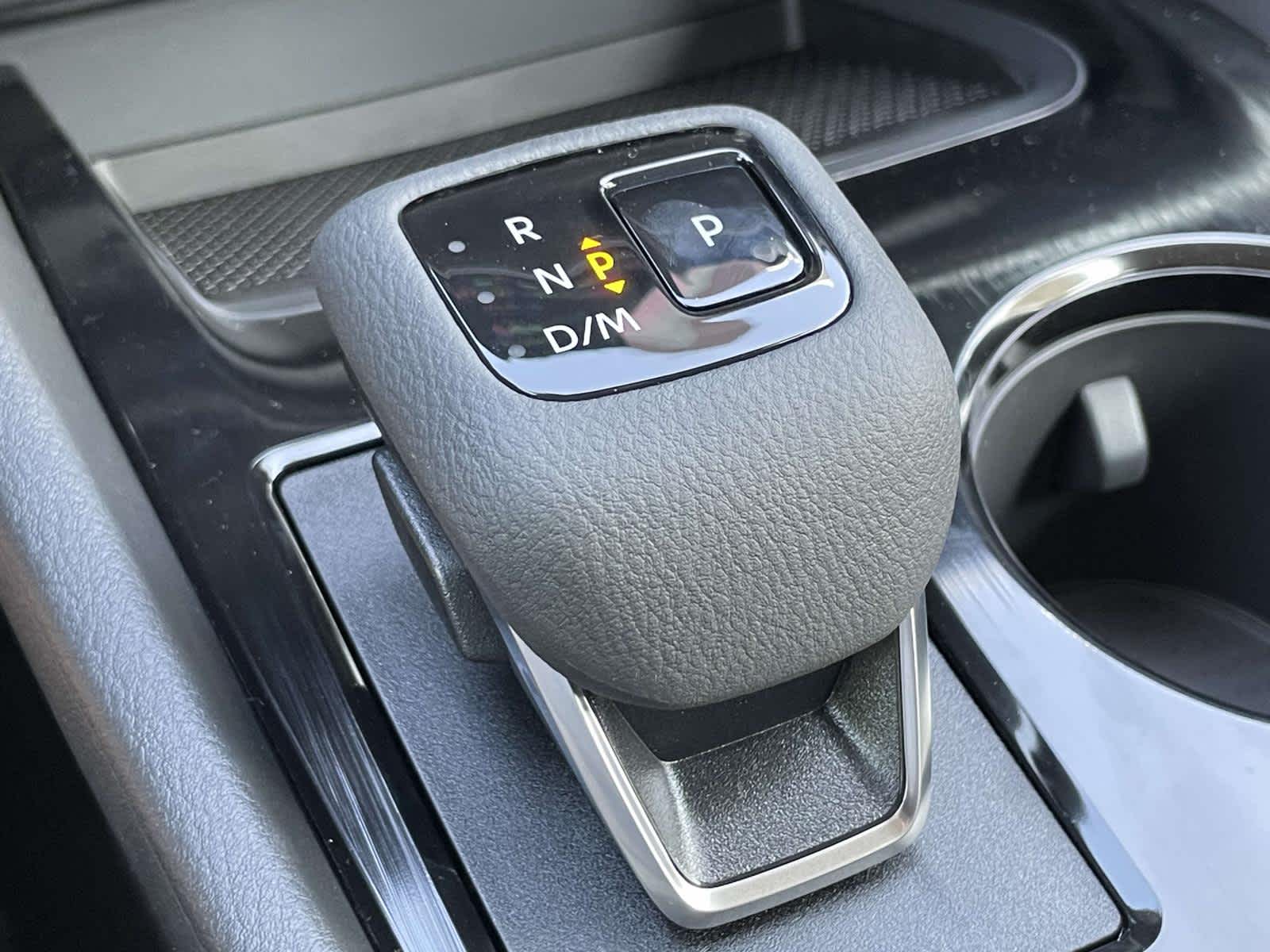 2026 Nissan Rogue S photo 20