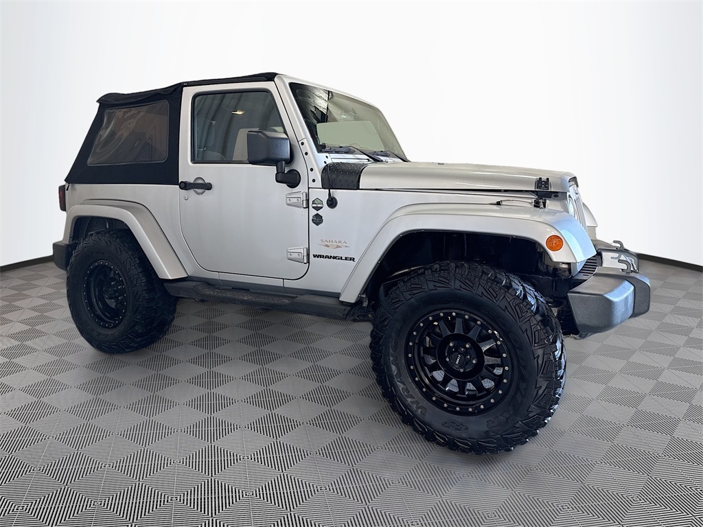 2012 Jeep Wrangler Sahara photo 4