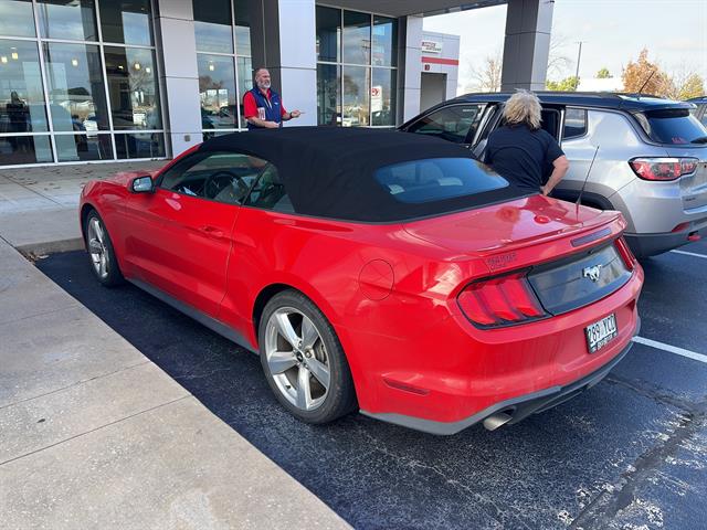 2019 Ford Mustang EcoBoost Premium's photo