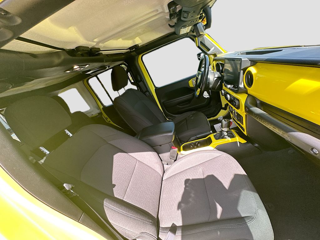 2022 Jeep Wrangler Unlimited High Tide photo 23
