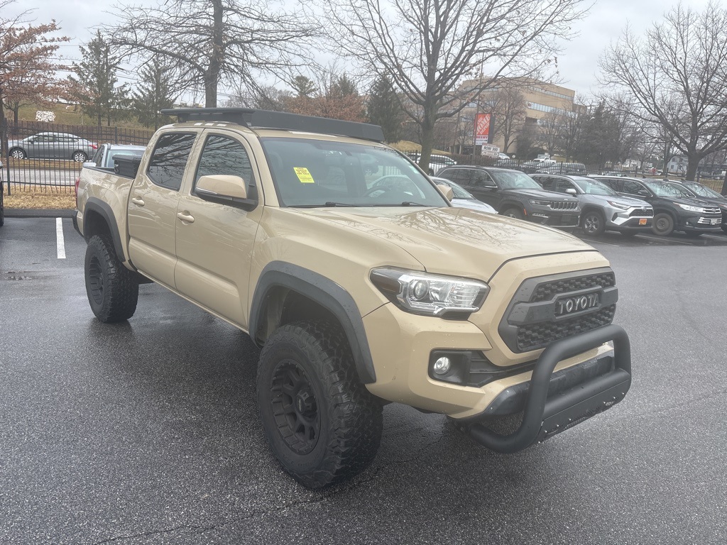 2016 Toyota Tacoma TRD Off Road's photo