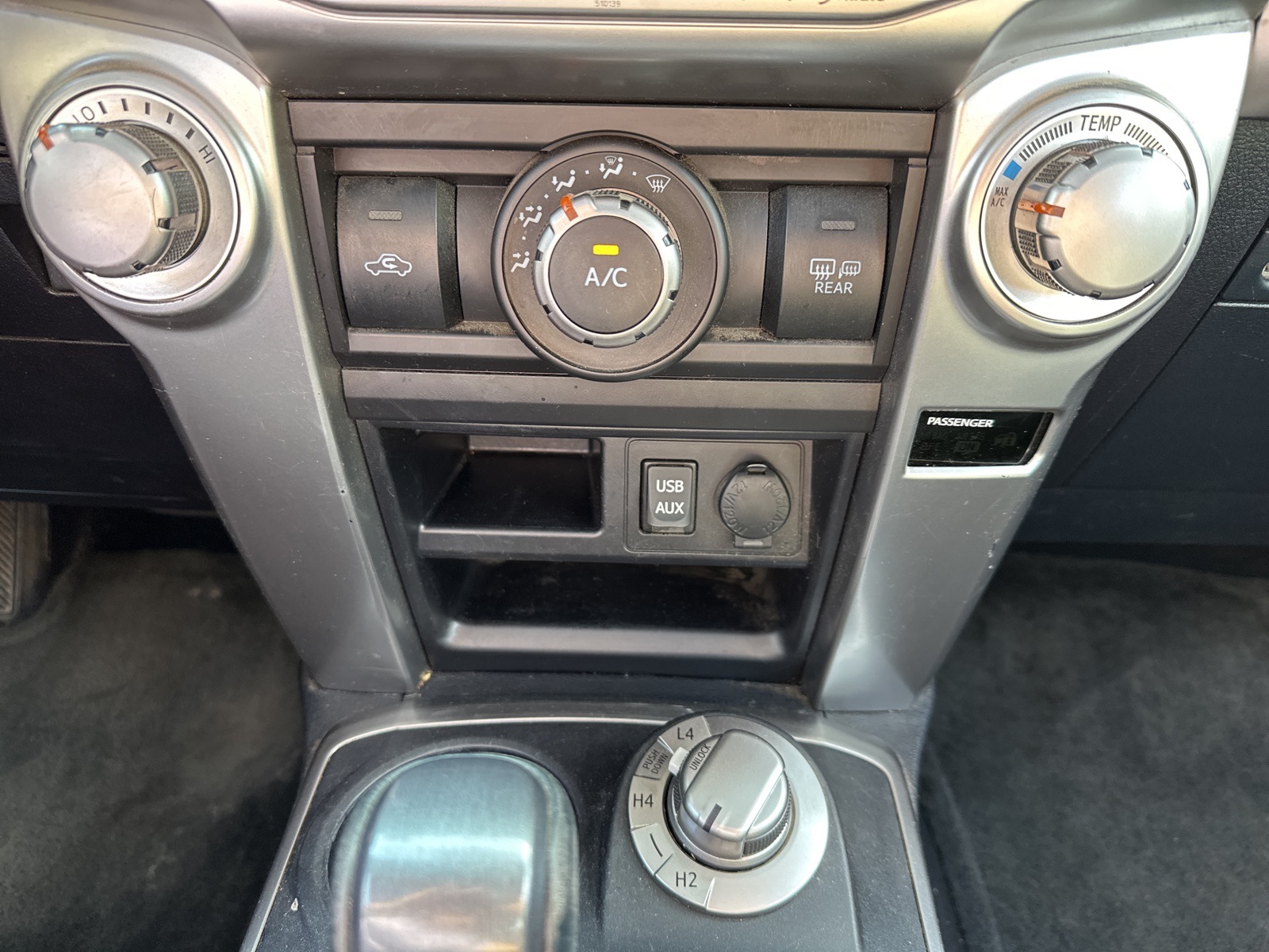 2016 Toyota 4Runner SR5 Premium 4WD photo 18