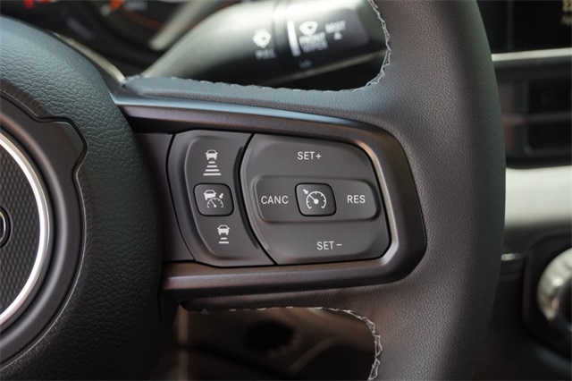 2025 Jeep Gladiator Sport photo 27