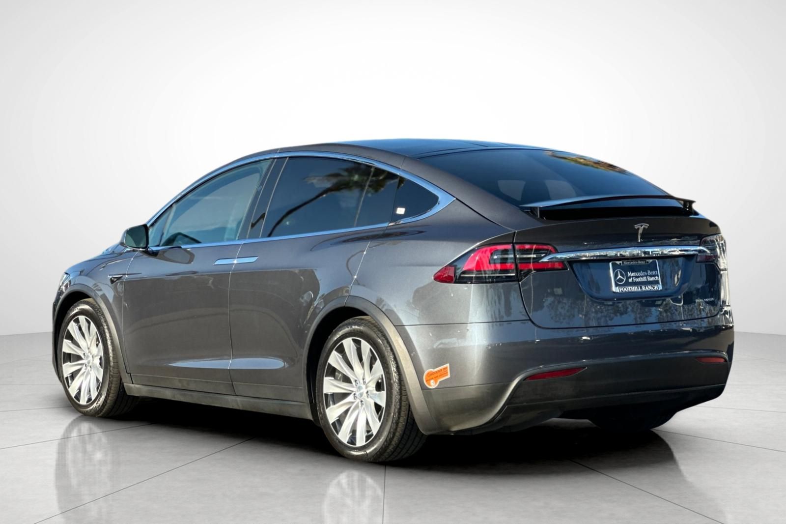 2020 Tesla Model X Long Range photo 11