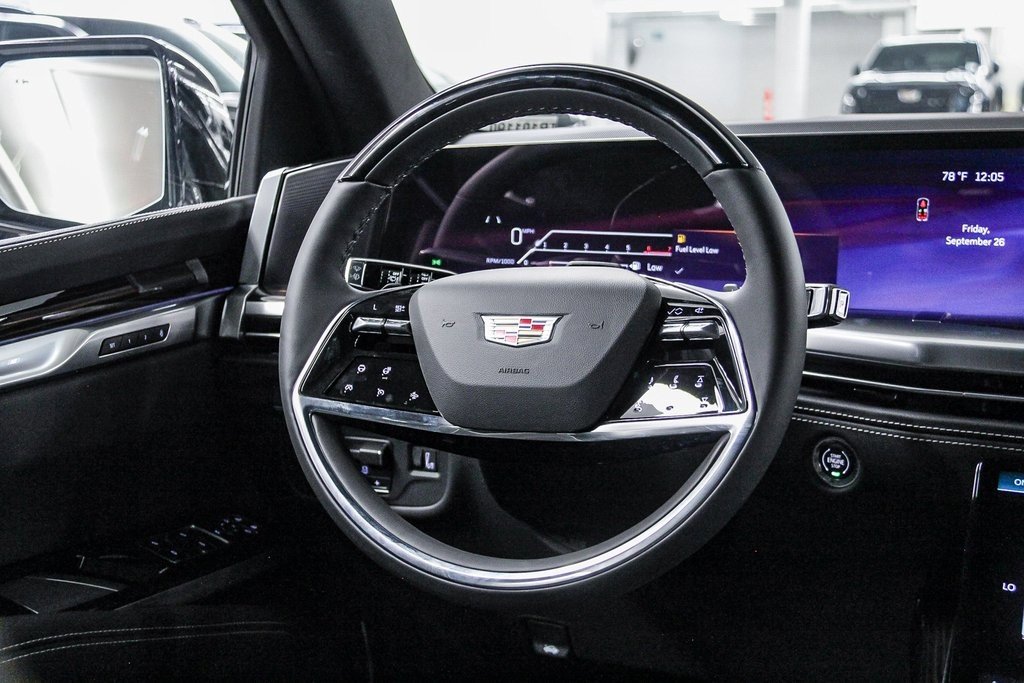 2026 Cadillac Escalade Luxury photo 13