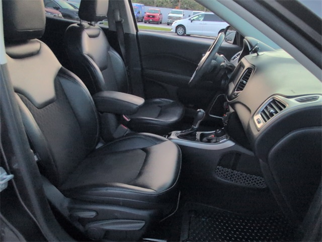 2017 Jeep Compass Latitude photo 17