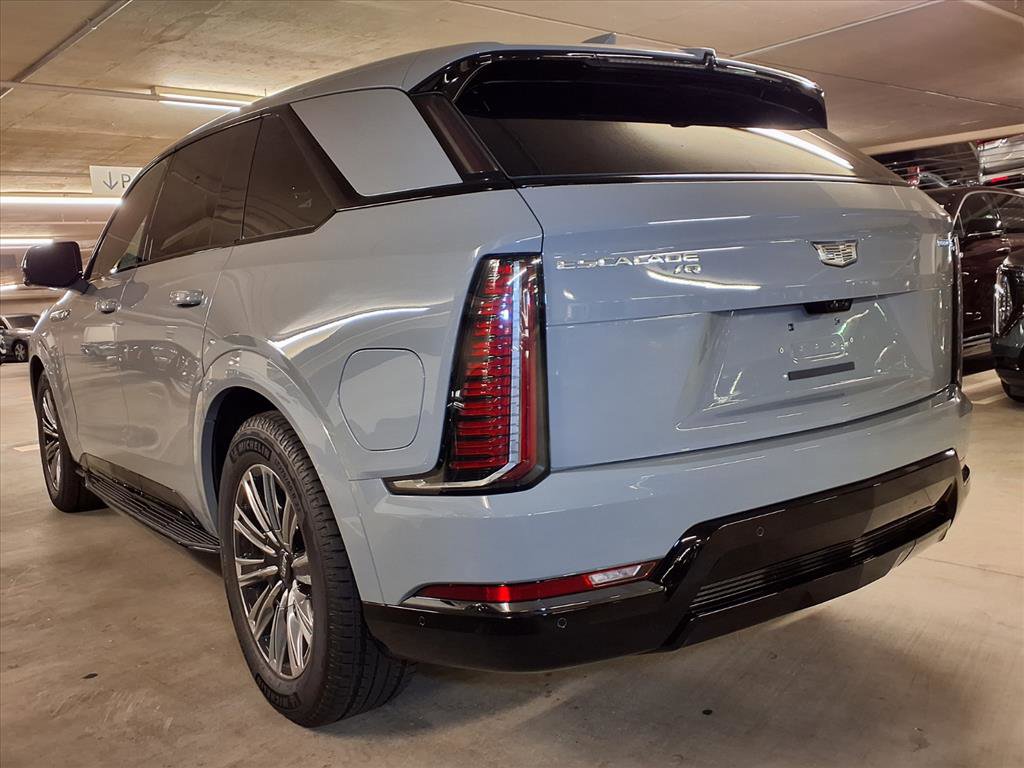 2026 Cadillac Escalade IQ Sport photo 10