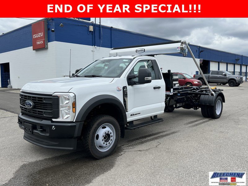 2024 Ford F-550 Super Duty Chassis Cab XL's photo