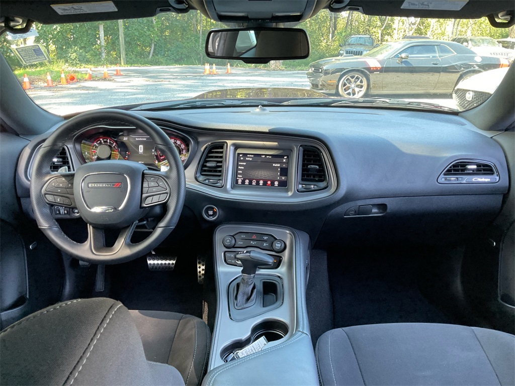 2023 Dodge Challenger R/T photo 16