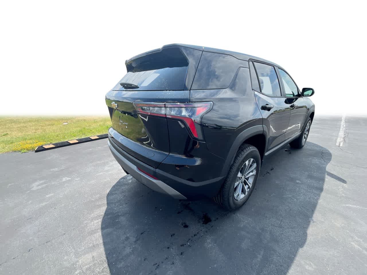 2026 Chevrolet Equinox LT photo 8