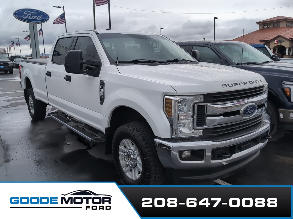2019 Ford F-350 Super Duty XLT's photo