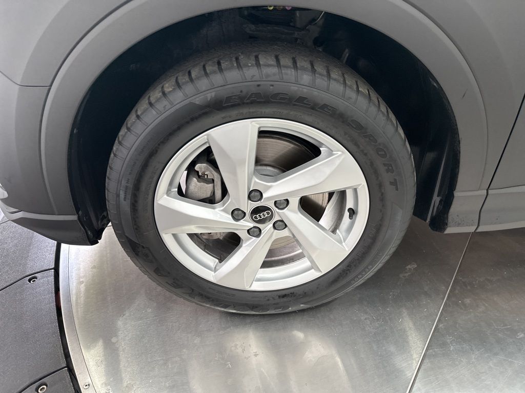 2022 Audi Q3 Premium photo 20