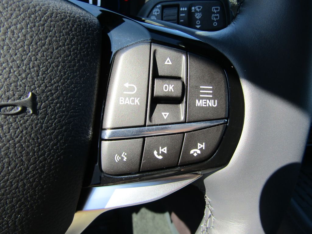 2025 Ford Explorer Platinum photo 19