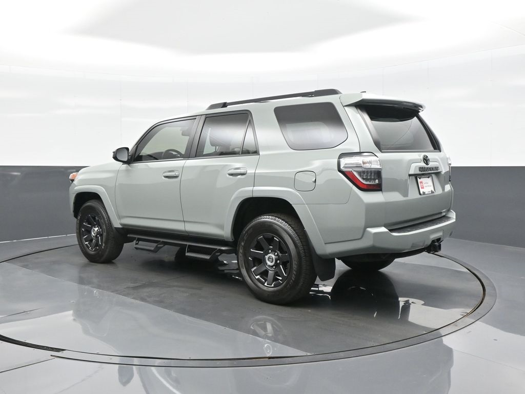 2022 Toyota 4Runner SR5 Trail photo 4