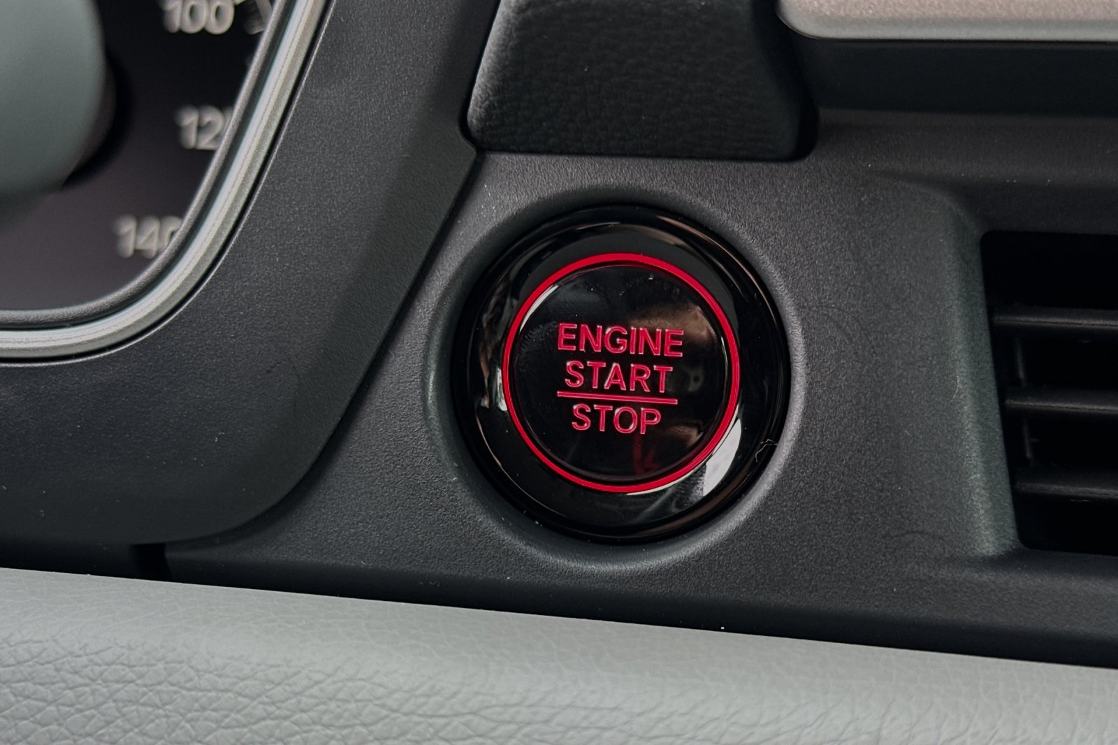 2025 Honda Pilot EX-L photo 24