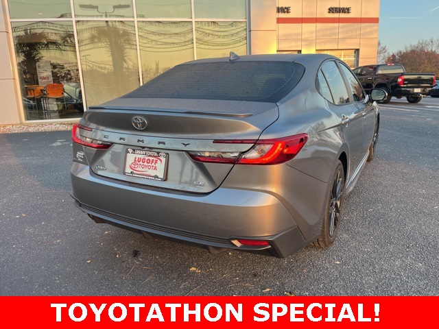 2025 Toyota Camry SE photo 2