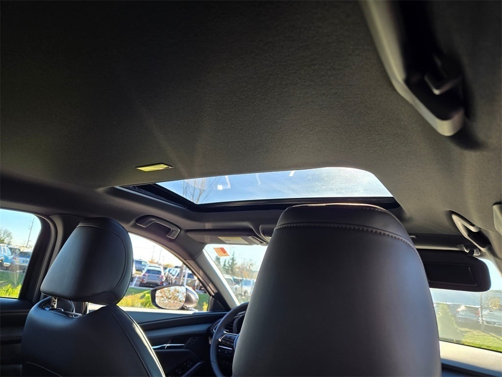 2025 Mazda Mazda3 Hatchback 2.5 s Preferred photo 7