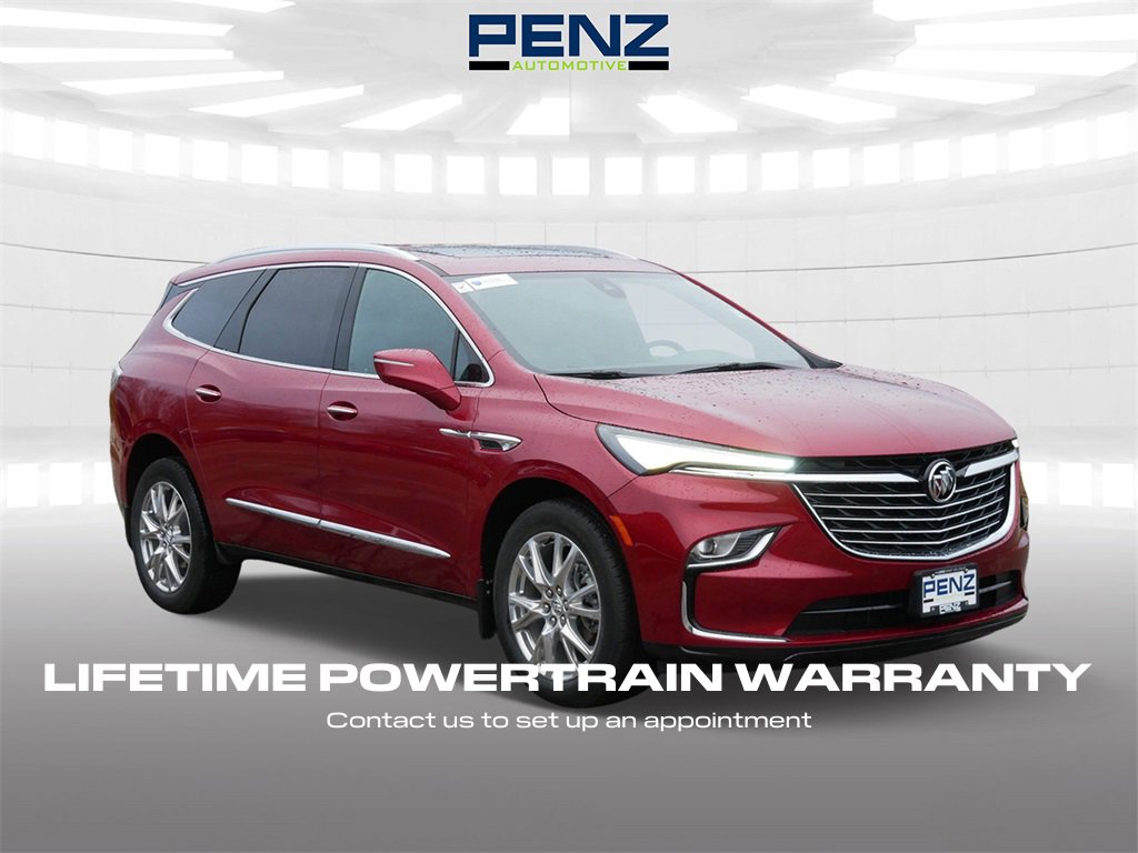 2023 Buick Enclave Essence's photo