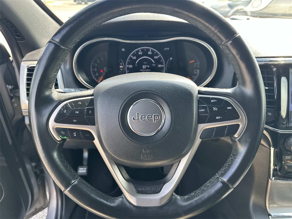 2019 Jeep Grand Cherokee Laredo E photo 19