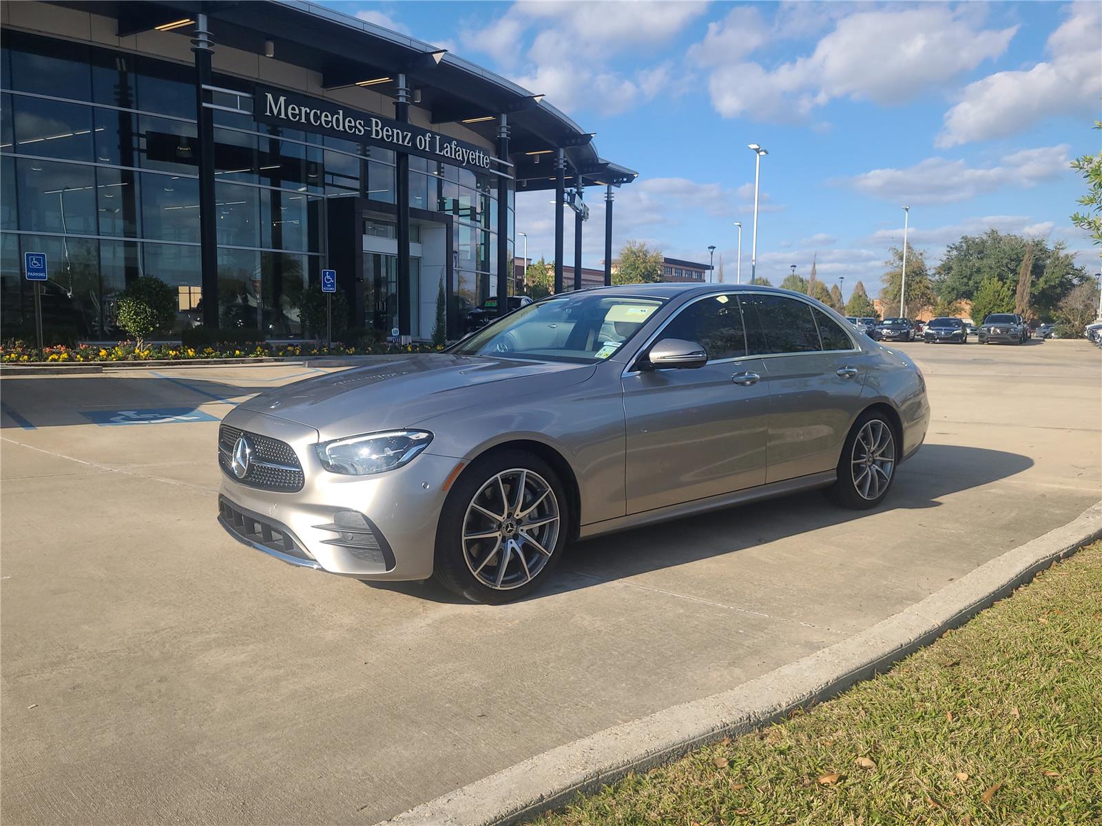 2022 Mercedes-Benz E-Class E450's photo