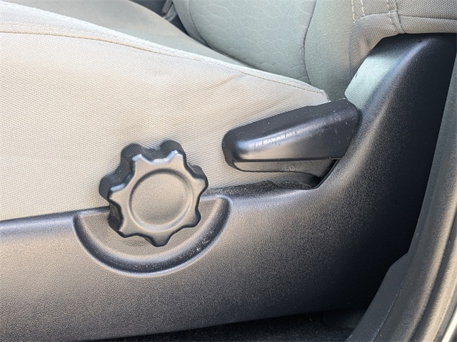 2019 Toyota Tacoma SR5 photo 20