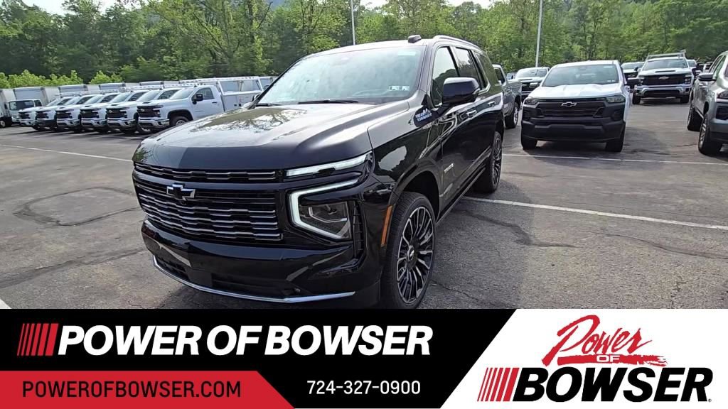 2025 Chevrolet Suburban Premier photo 2