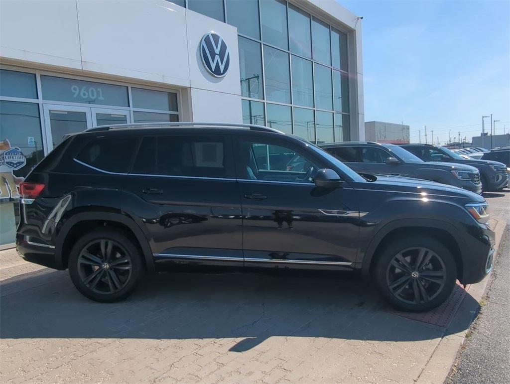 2022 Volkswagen Atlas V6 SEL R-Line photo 7