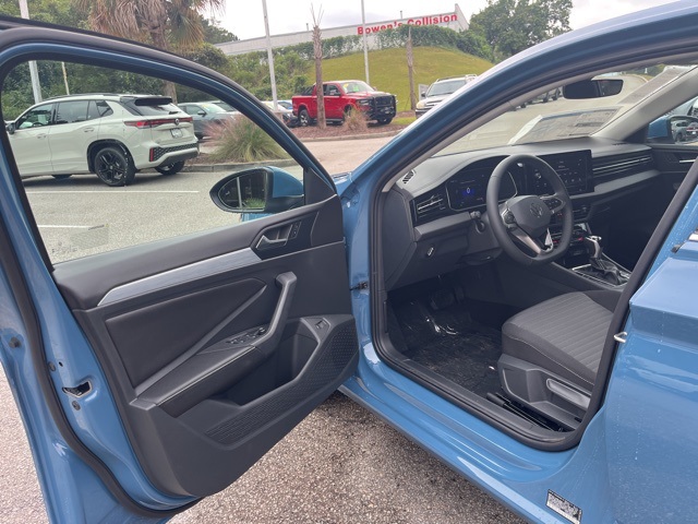 2026 Volkswagen Jetta 1.5T S photo 4
