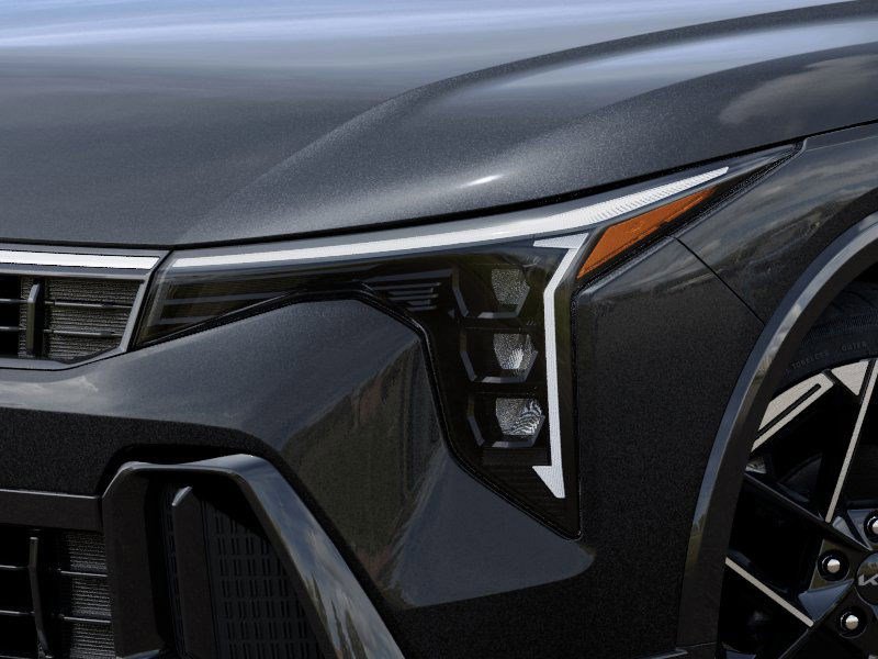 2025 Kia K4 GT-Line photo 8