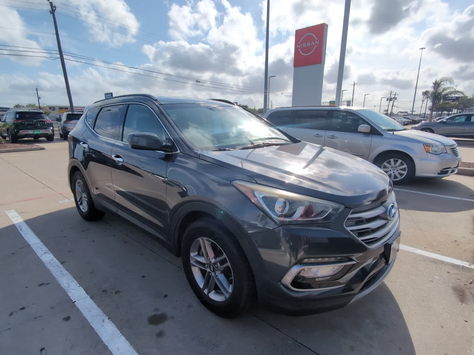 Used 2017 Platinum Graphite Hyundai 2.4L image 2