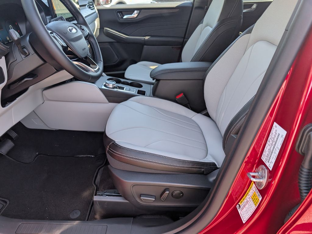 2025 Ford Escape Plug-In Hybrid Base photo 7