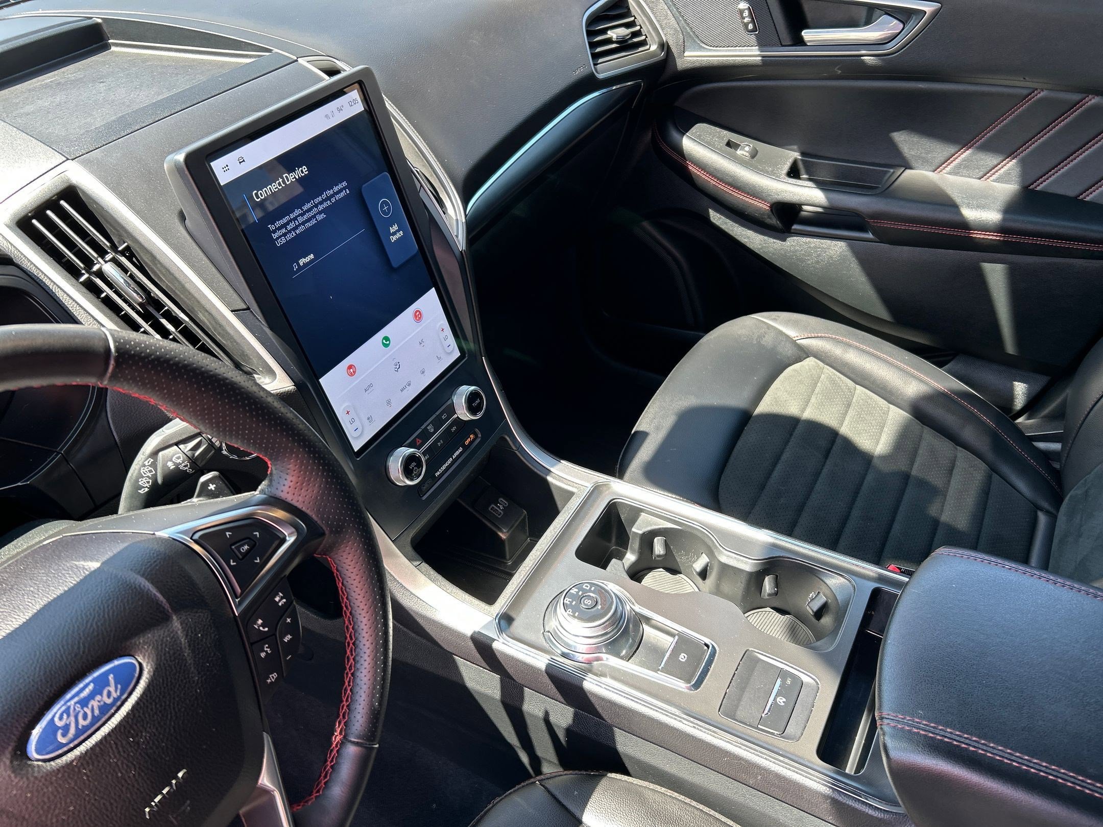 2022 Ford Edge ST-Line photo 16