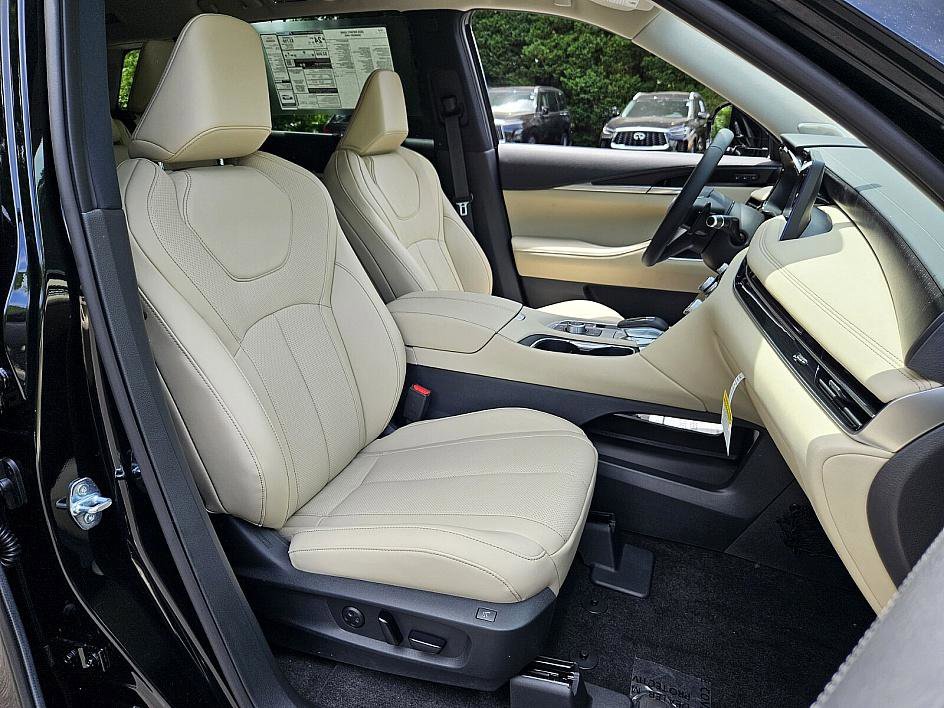 2025 Infiniti QX60 Sensory photo 16