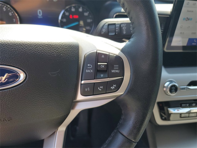 2023 Ford Explorer XLT photo 19