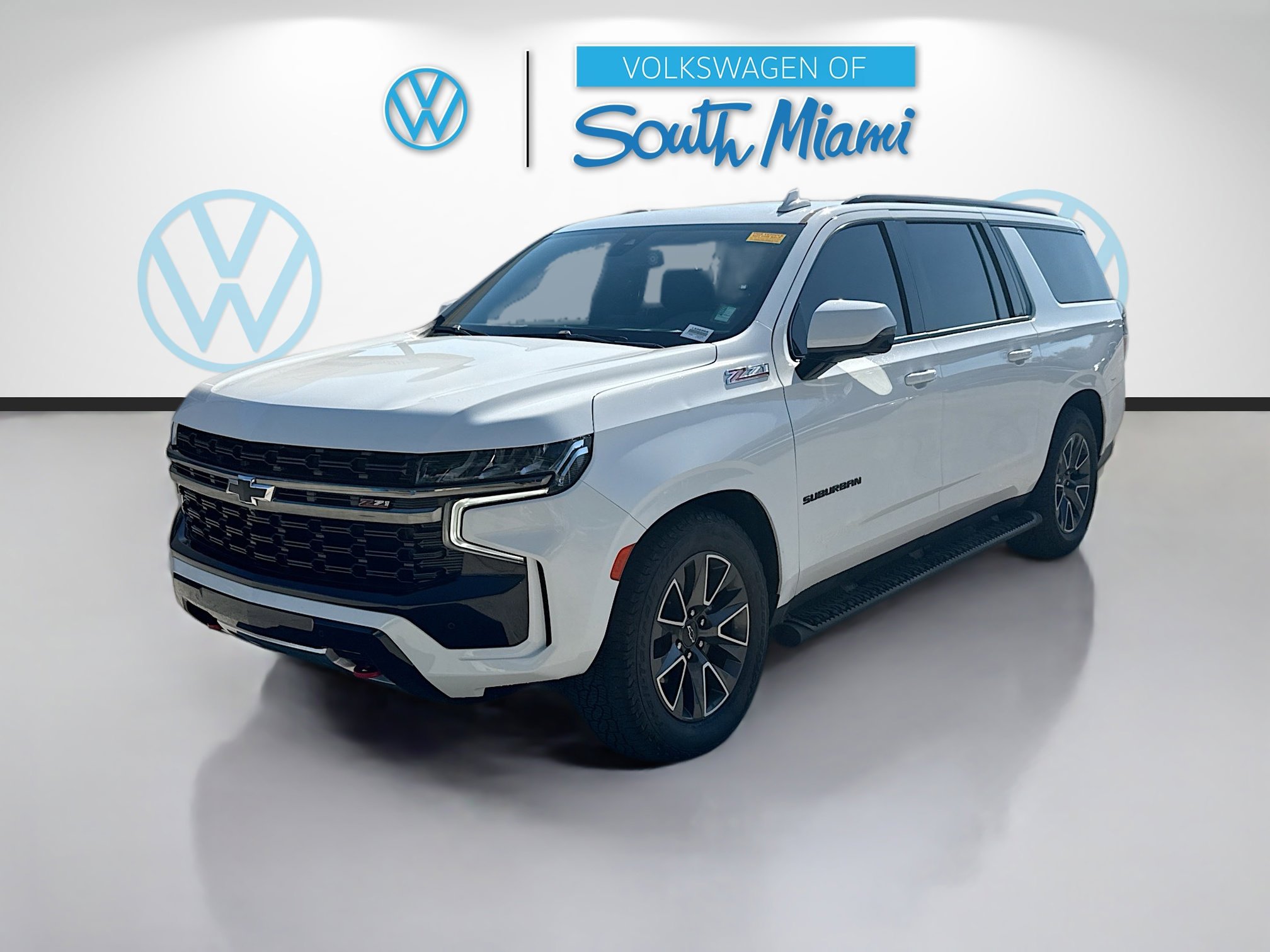 2021 Chevrolet Suburban Z71 photo 2