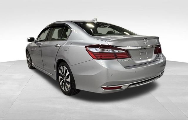 2017 Honda Accord Hybrid Touring photo 4