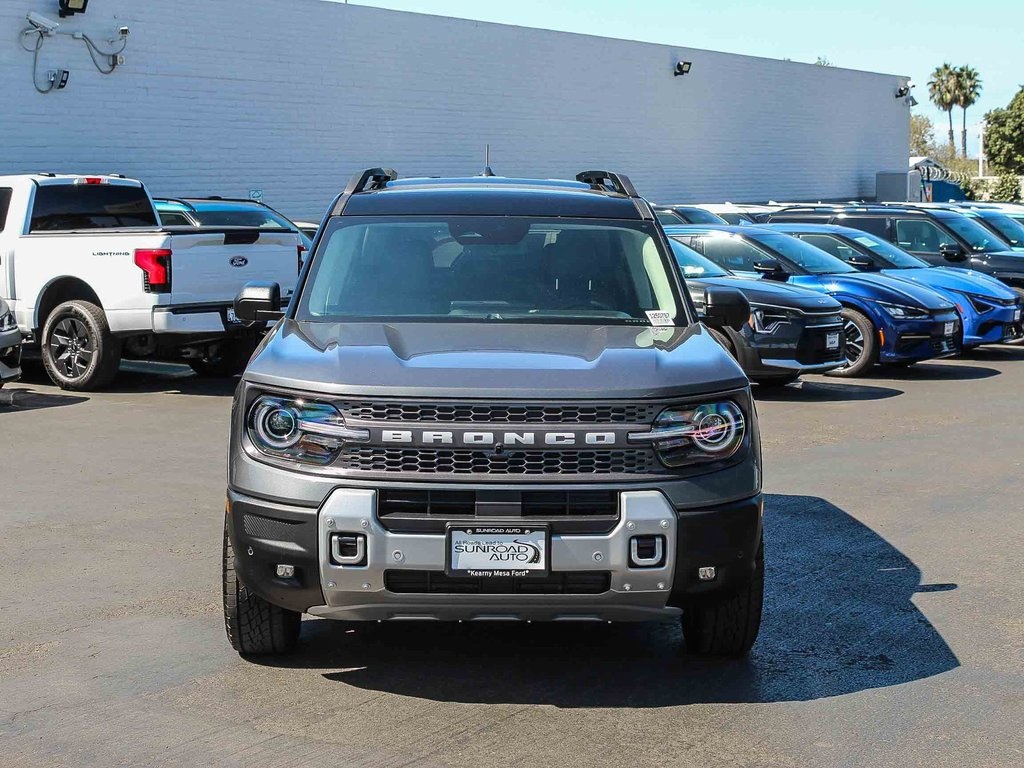 2025 Ford Bronco Sport Badlands photo 2