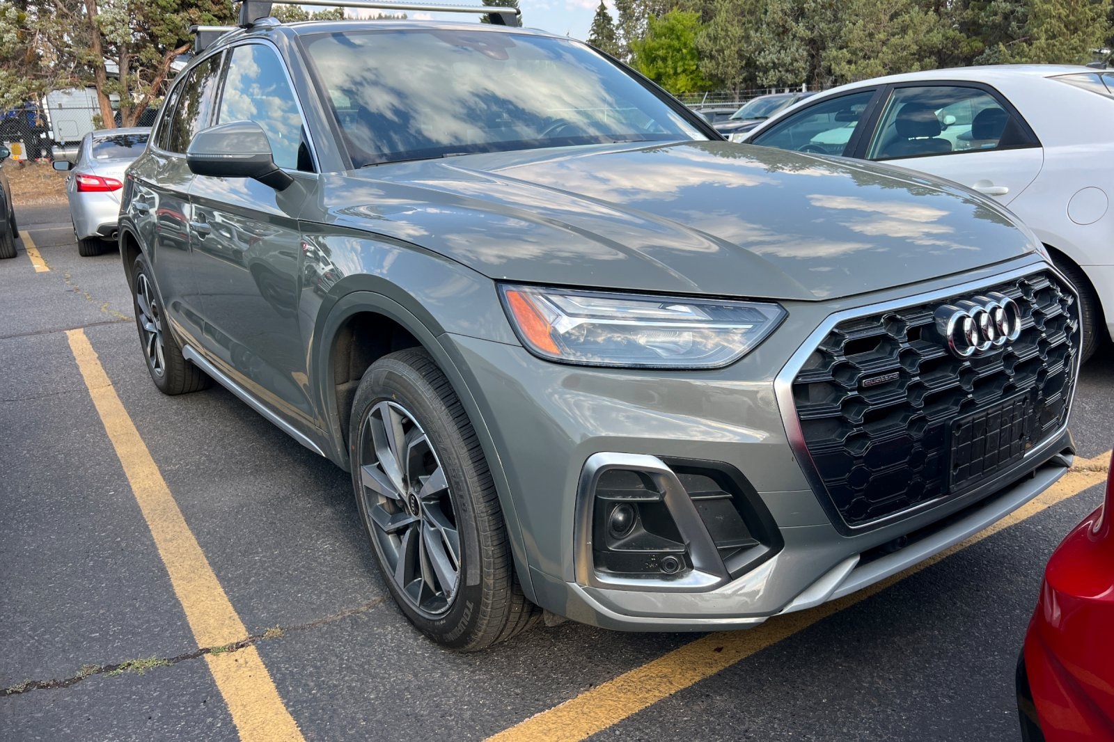 2023 Audi Q5 45 S line Premium photo 2