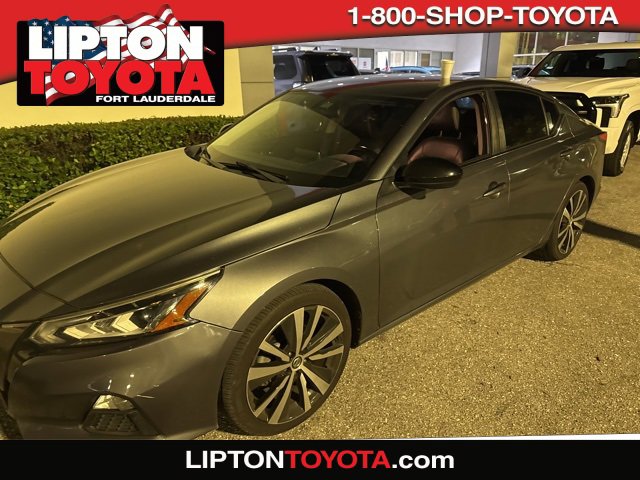 2019 Nissan Altima SR