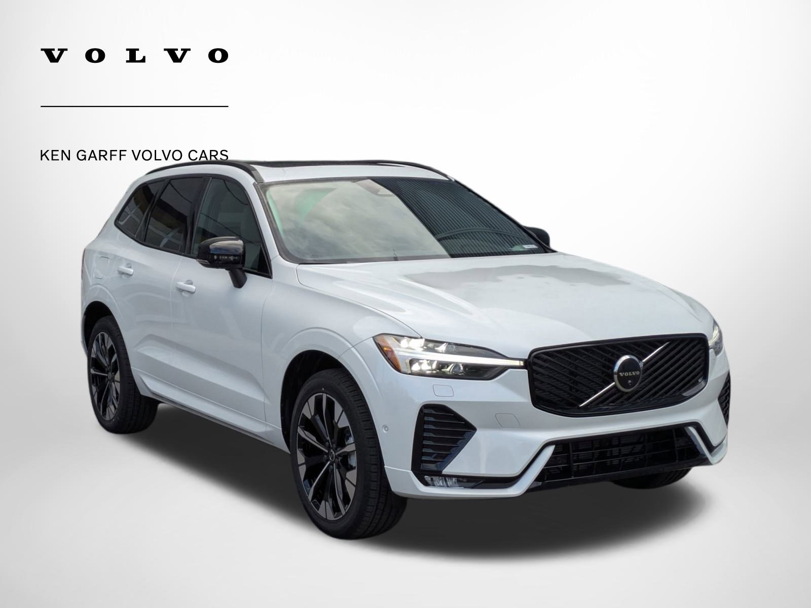 2026 Volvo XC60 Plus's photo