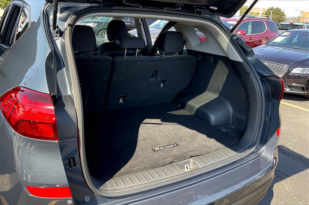 2021 Hyundai Tucson Value photo 23