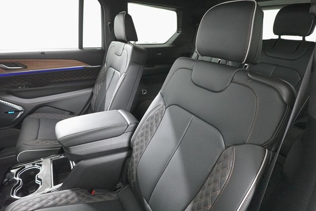 2025 Jeep Grand Cherokee L Summit Reserve photo 26