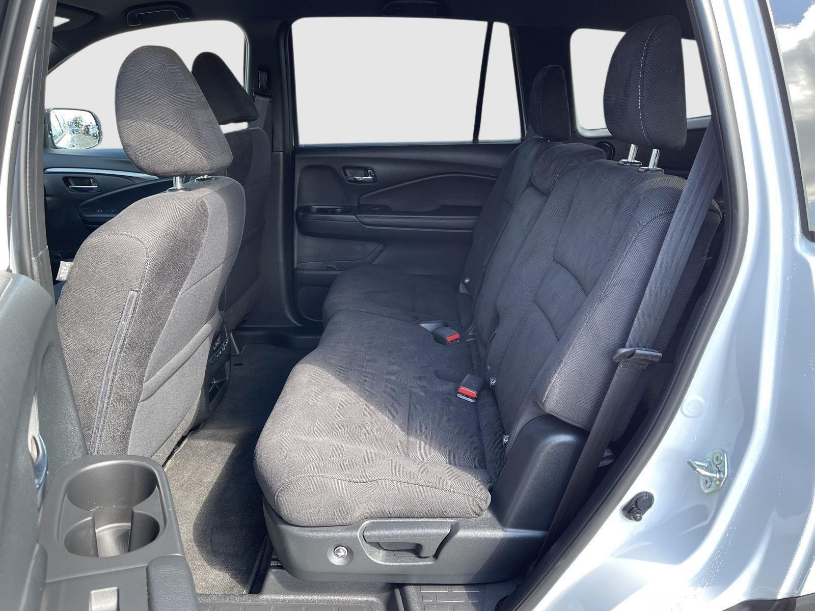 2022 Honda Pilot Sport photo 12