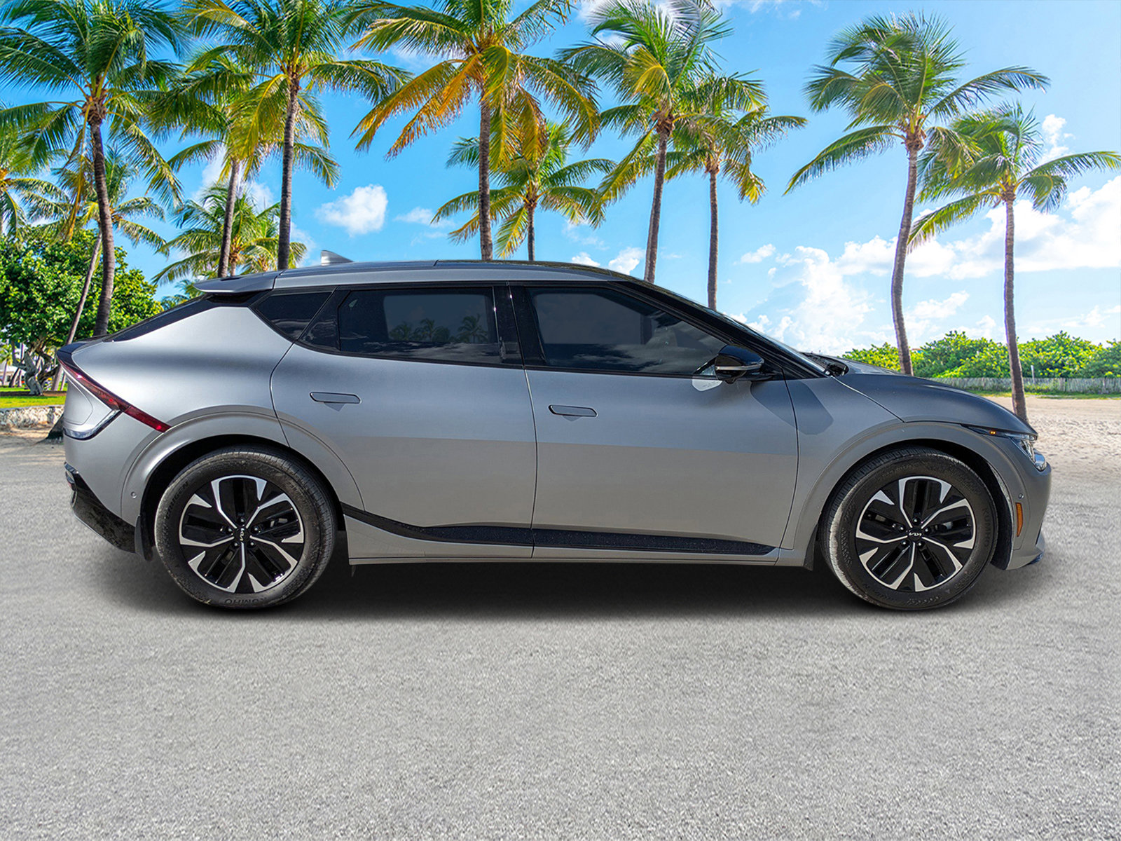 Used 2024 Kia EV6 GT-Line with VIN KNDC44LA9R5169639 for sale in LaBelle, FL