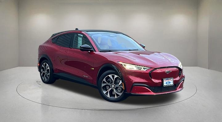 2022 Ford Mustang Mach-E Premium RWD