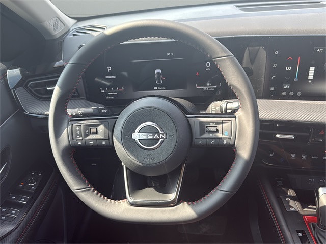 2026 Nissan Kicks SR photo 14
